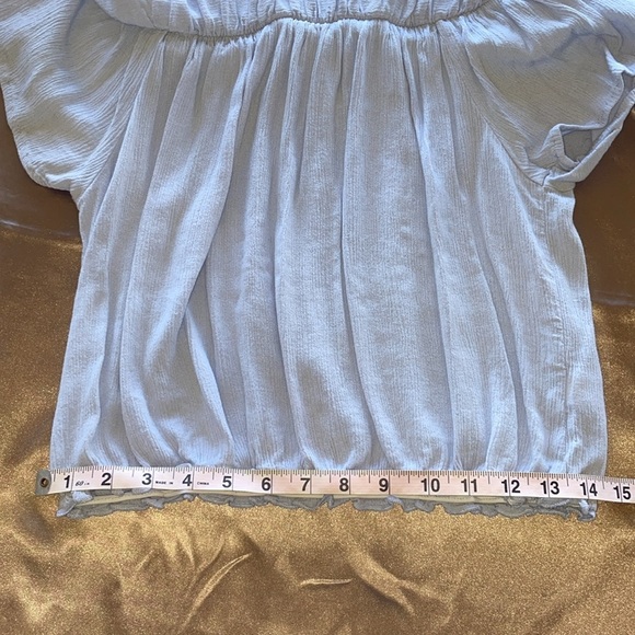 Self Esteem Blue Chambray Ruffled Off Shoulder Cropped Top White Embroidery Sz L - Picture 7 of 10